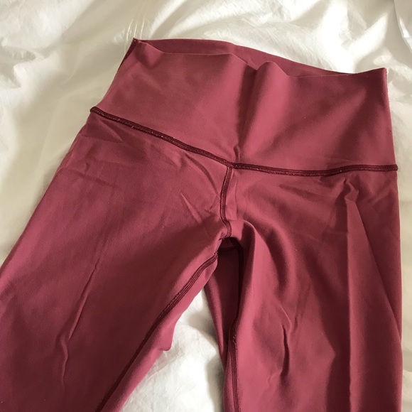 Lululemon dusty rose mauve wunder under scallop leggings - Picture 2 of 6